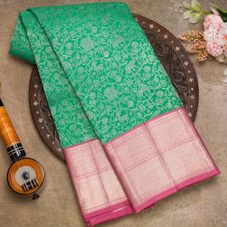 Easy Ways to Identify a Pure Kanjivaram Silk Saree – belyc